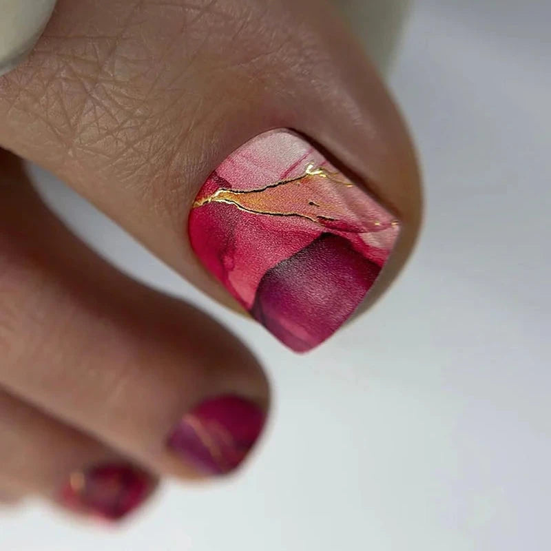 Wraps Pédicure Rouge Aquarelle Feuille d’Or – WR-447